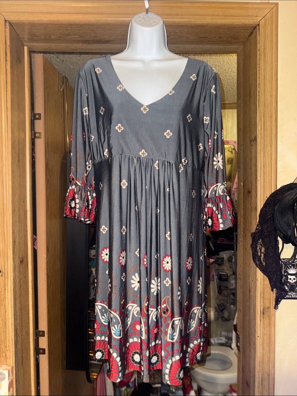 Reborn Brand 3/4 Sleeves Dress!!